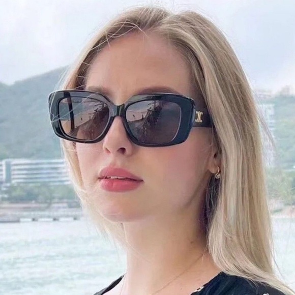 NIB CELINE Triomphe CL40216U Black/Gradient Brown Lenses Rectangle Sunglasses - Picture 16 of 16